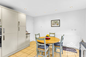 Photo 28- click for photo gallery